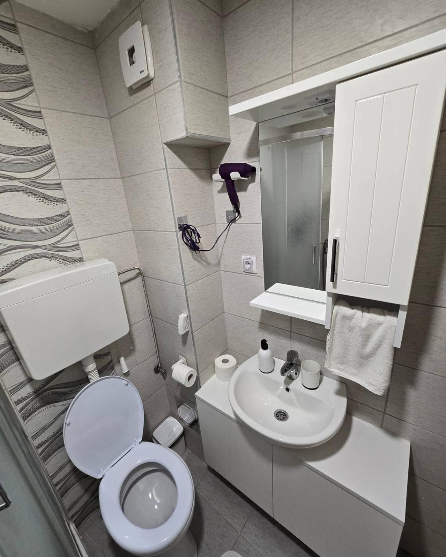 Apartman Muzika Ягодина Екстериор снимка