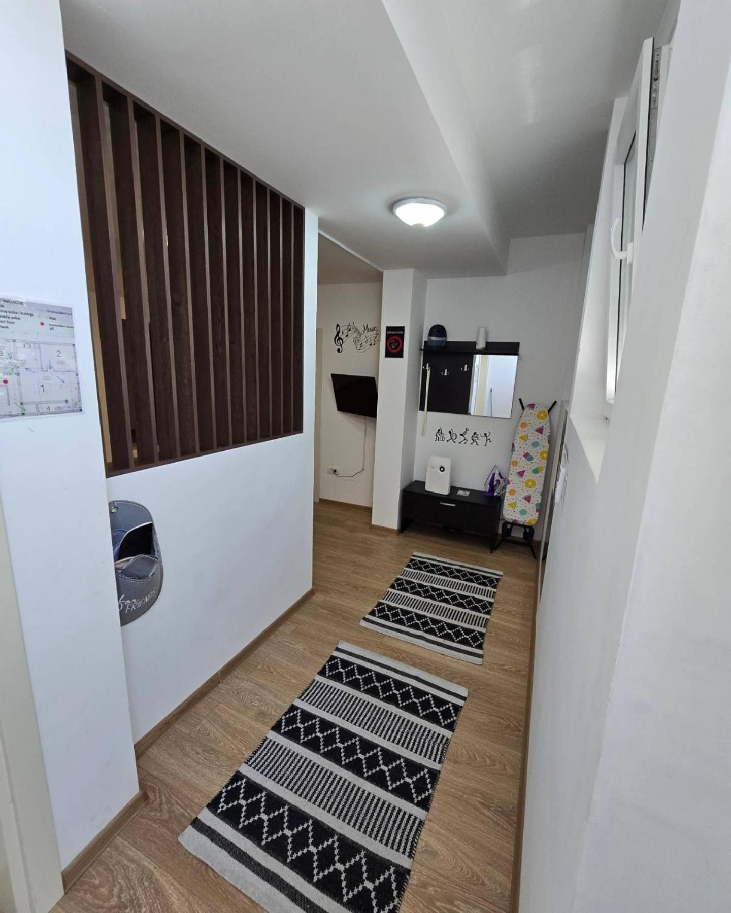 Apartman Muzika Ягодина Екстериор снимка